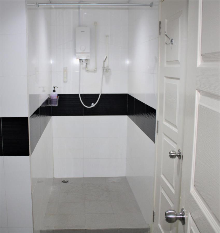 Mansion One Seaview Georgetown 2Br 6 Pax Apartment ภายนอก รูปภาพ