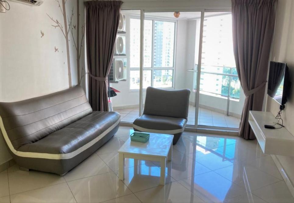 Mansion One Seaview Georgetown 2Br 6 Pax Apartment ภายนอก รูปภาพ